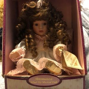NWT Collectors Choice animated porcelain doll